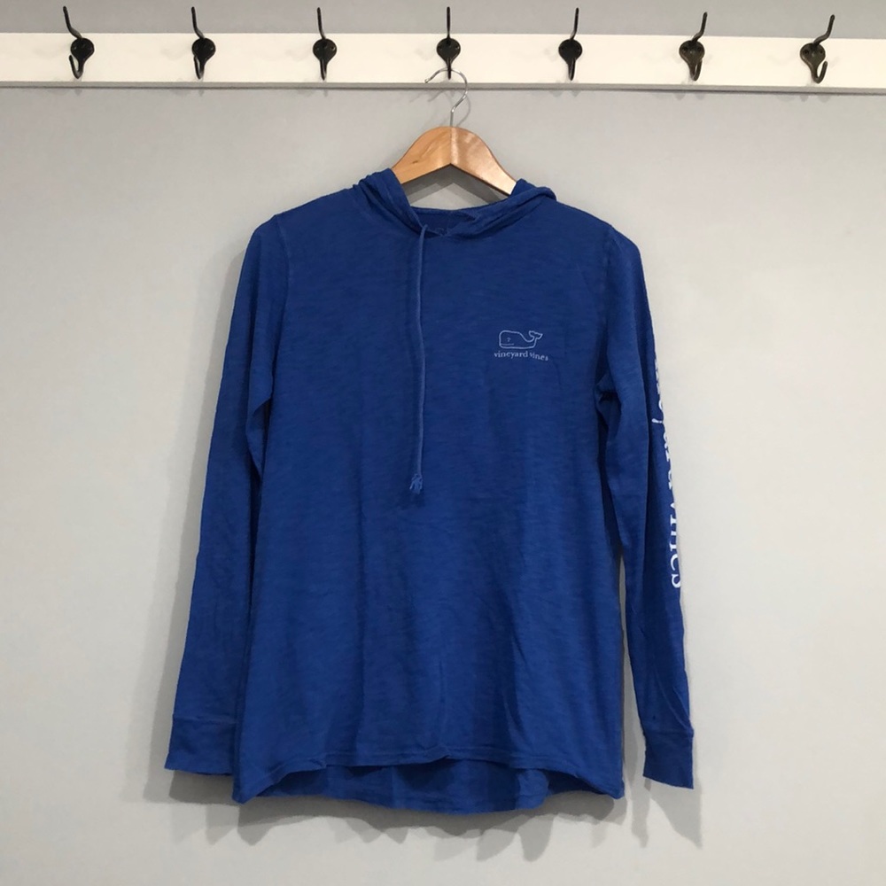 Vineyard Vines Whale Hoodie Tee